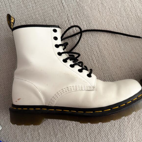 Dr. Martens White + Black 1460 Leather Lace Up Boots Size 9 - Picture 13 of 16